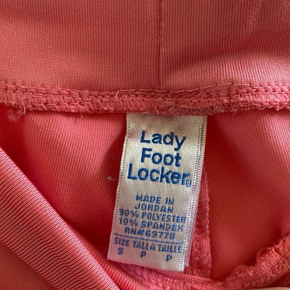 Lady Foot Locker Pink Active Shorts Size: Small - Picture 5 of 5